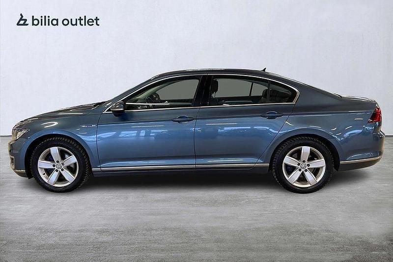 Begagnad VW Passat GTE 156 HK (114 kW) 2017 Blå Sedan