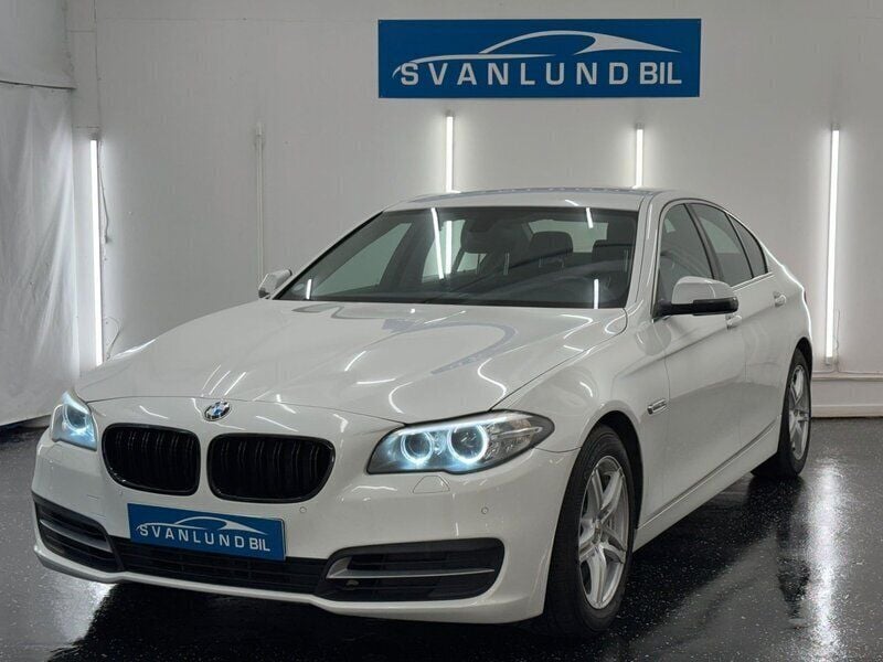 Begagnad 2014 BMW 520 Sedan | 149 800 kr - Bild 1/4