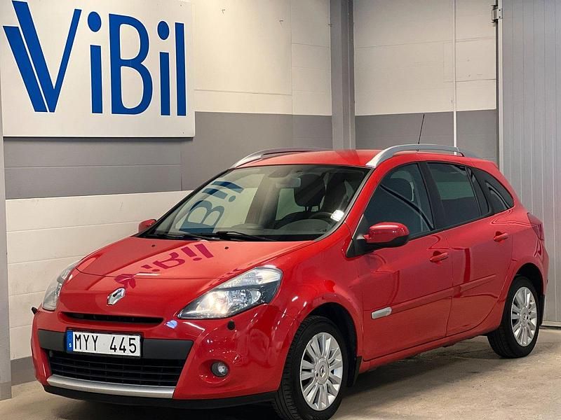 Röd Begagnad 2012 Renault Clio GrandTour Kombi | 59 900 kr (Marknadspris) - Bild 1/4