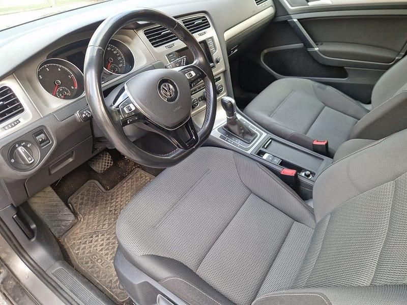 Begagnad VW Golf VII 105 HK (77 kW) 2015