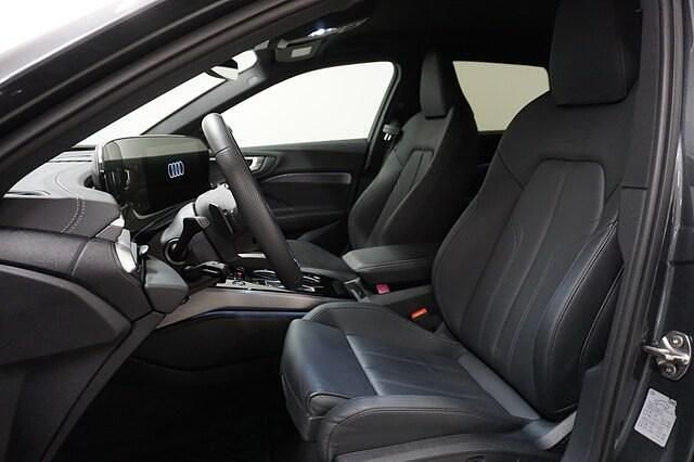 Begagnad Audi A5 S-Line 367 HK (269 kW) 2025 Daytonagrå pärleffekt Kombi