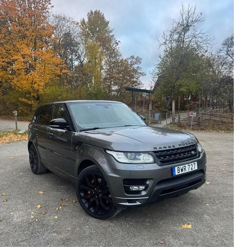 Grå Begagnad 2014 Land Rover Range Rover Autobiography Dynamic SUV | 249 000 kr - Bild 1/4