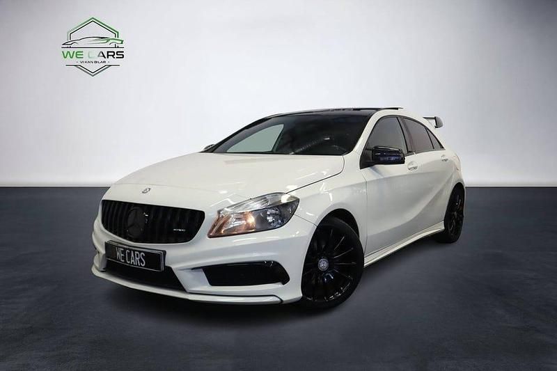 Begagnad Mercedes A200 AMG line 136 HK (100 kW) 2013 Vit Halvkombi