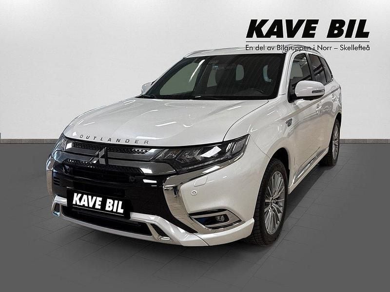 Vit Begagnad 2019 Mitsubishi Outlander P-HEV SUV | 269 900 kr (Marknadspris) - Bild 1/4