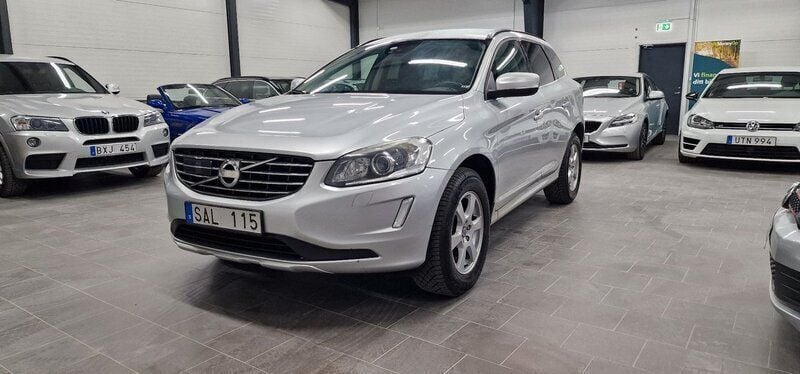 Silver Begagnad 2014 Volvo XC60 Momentum SUV | 104 900 kr (Dyr) - Bild 1/4
