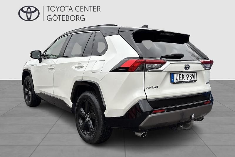 Begagnad Toyota RAV4 Hybrid Style 224 HK (164 kW) 2019 Vit SUV