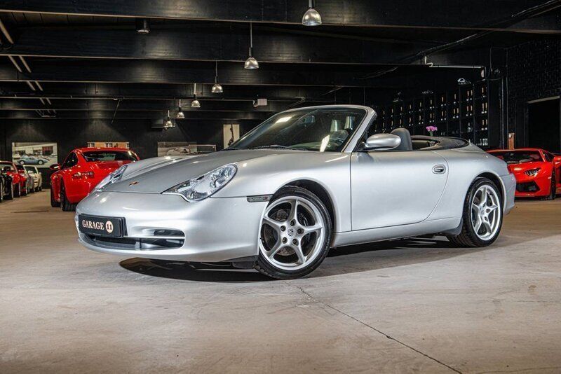 Begagnad 2003 Porsche 911 Carrera Cabriolet Cab | 469 996 kr - Bild 1/4