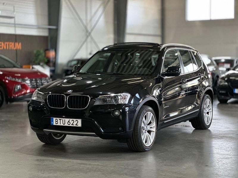 Svart Begagnad 2014 BMW X3 SUV | 174 900 kr (Marknadspris) - Bild 1/4
