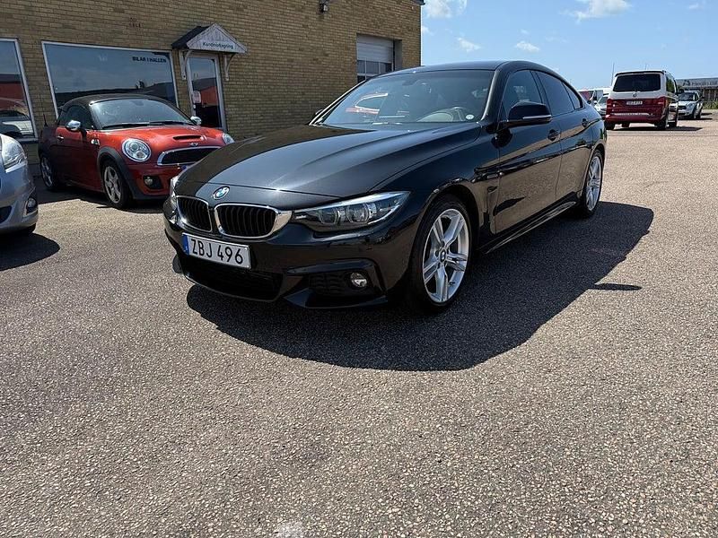 Svart Begagnad 2017 BMW 420 M Sport Sportkupé | 279 500 kr (Dyr) - Bild 1/4