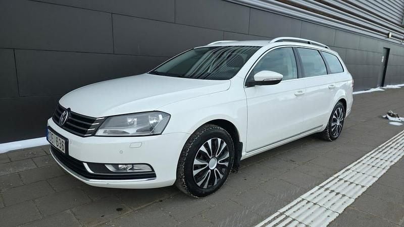 Begagnad VW Passat 150 HK (110 kW) 2013 Vit Kombi
