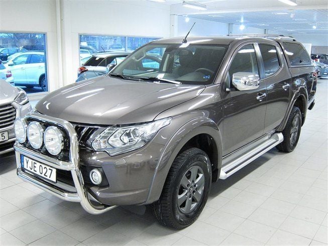 Såld Mitsubishi L200 DC 2.4D A5 4W., begagnad 2017, 0 mil ...