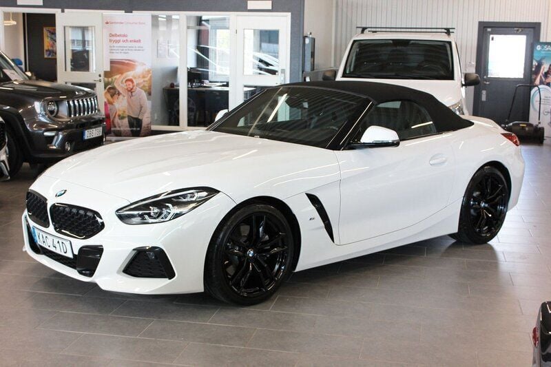 Vit Begagnad 2022 BMW Z4 M Sport Cab | 474 500 kr (Superpris) - Bild 1/4