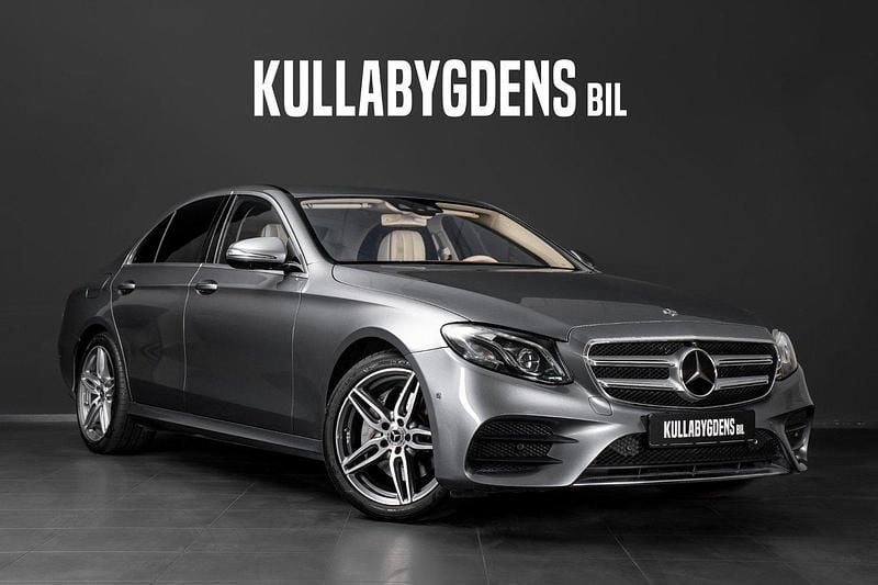 Grå Begagnad 2018 Mercedes E220 AMG Sedan | 349 000 kr (Marknadspris) - Bild 1/4