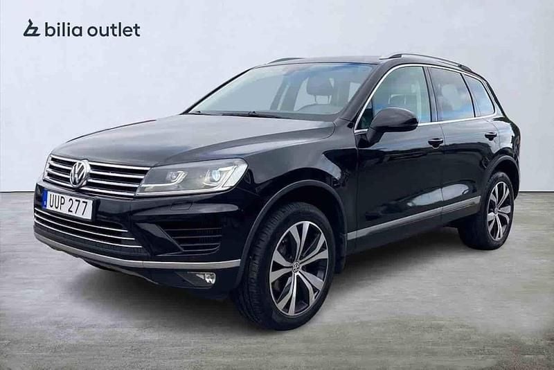 Svart Begagnad 2018 VW Touareg SUV | 259 900 kr - Bild 1/1
