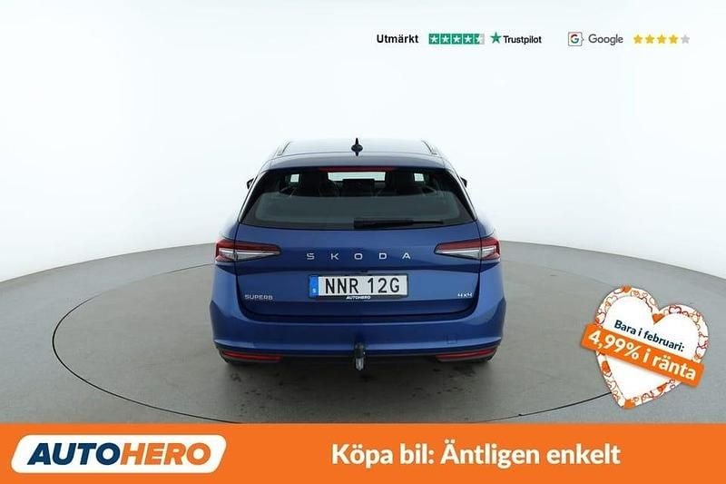 Begagnad Skoda Superb Selection 196 HK (144 kW) 2024 Mörkblå Kombi