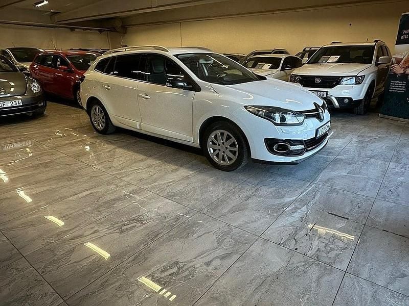 Begagnad Renault Mégane GrandTour Bose Edition 131 HK (96 kW) 2015 Vit Kombi