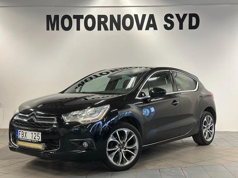 Svart Begagnad 2011 Citroën DS4 Halvkombi | 39 900 kr - Bild 1/4