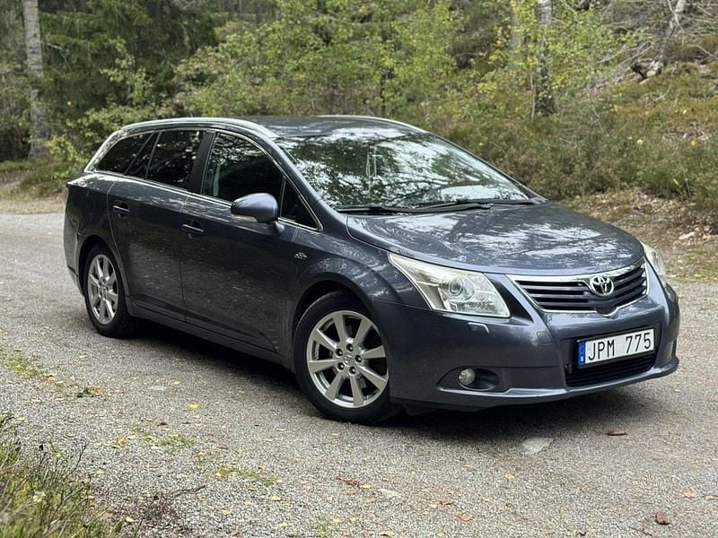 Blå Begagnad 2009 Toyota Avensis Executive Kombi | 58 000 kr (Bra pris) - Bild 1/4