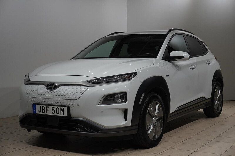 Vit Begagnad 2020 Hyundai Kona Advanced Plus SUV | 244 900 kr (Marknadspris) - Bild 1/4