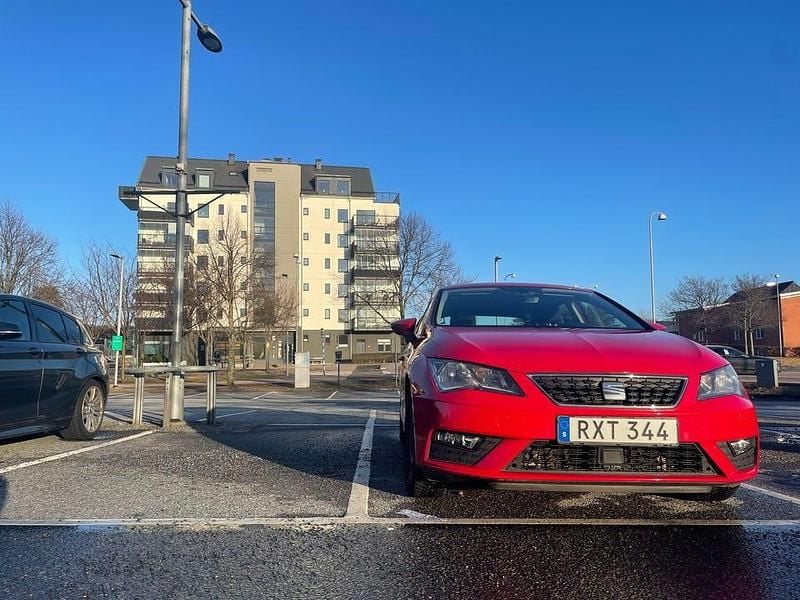 Begagnad Seat Leon 110 HK (80 kW) 2017