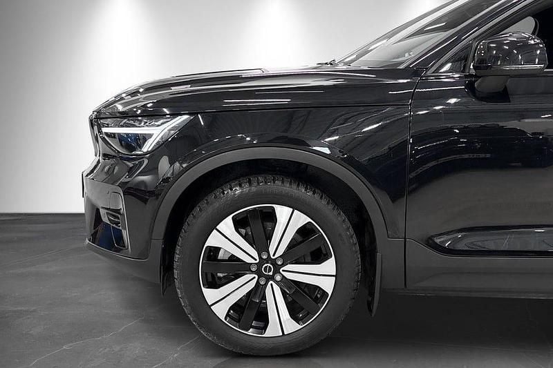 Begagnad Volvo XC40 Plus 300 kW (408 HK) 2023 Svart SUV