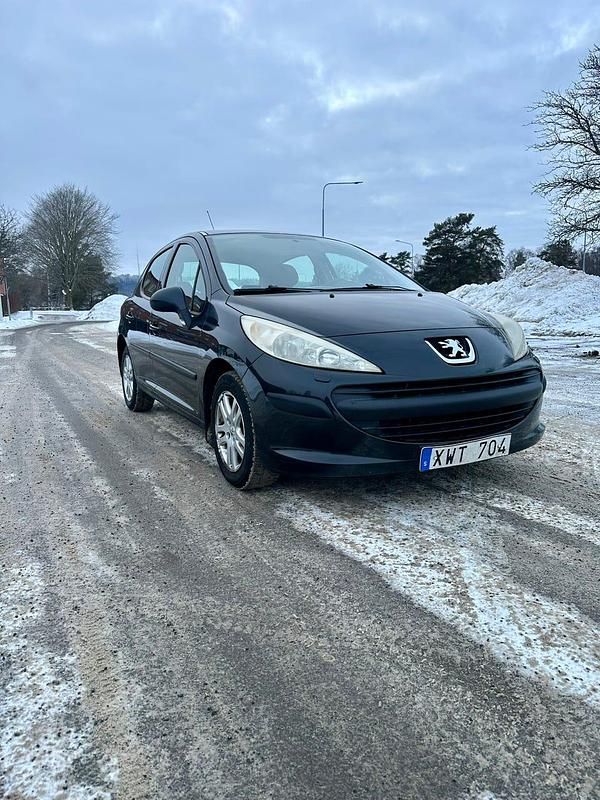 Begagnad Peugeot 207 88 HK (64 kW) 2006
