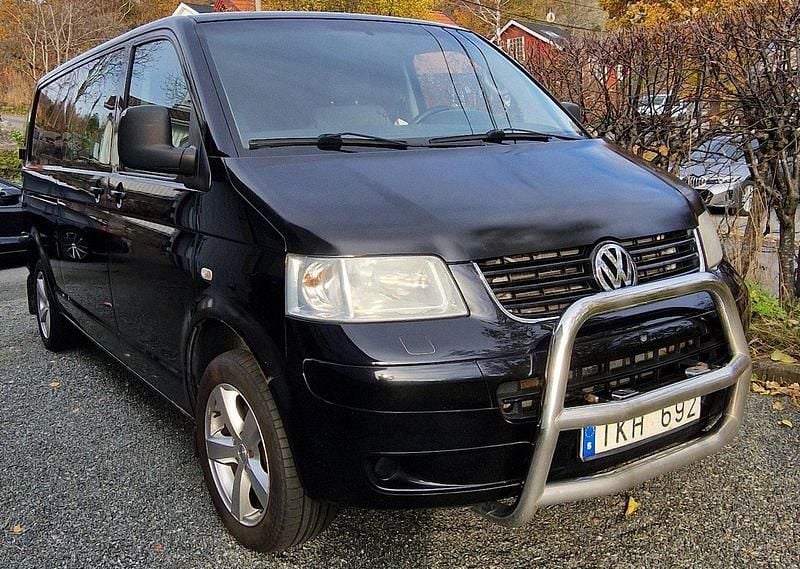 Svart Begagnad 2009 VW T5 Van | 45 000 kr (Superpris) - Bild 1/4