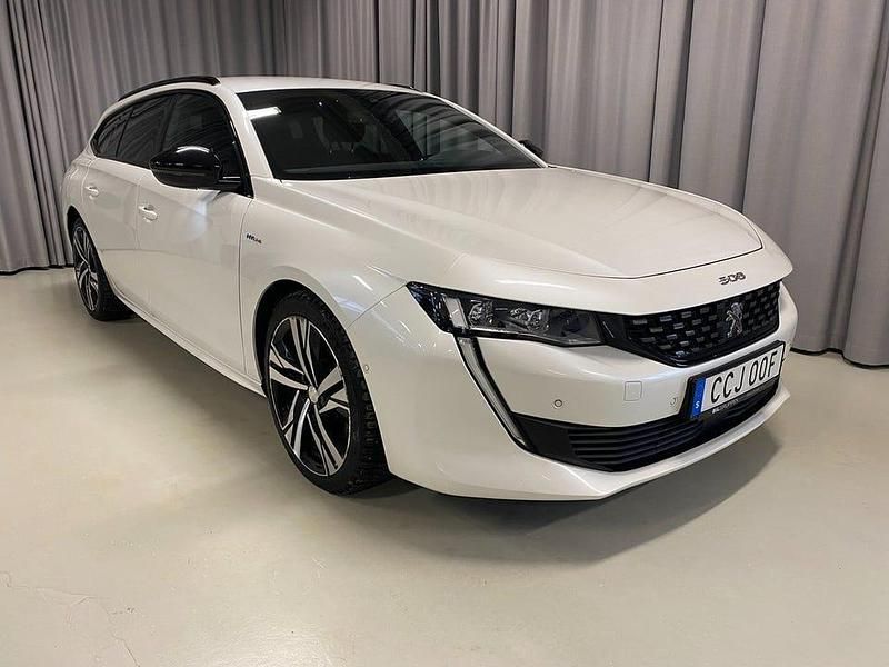 Vit Begagnad 2022 Peugeot 508 SW GT Kombi | 269 700 kr (Lite dyr) - Bild 1/3