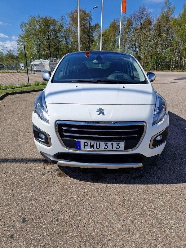Vit Begagnad 2014 Peugeot 3008 Kombi | 73 000 kr (Lite dyr) - Bild 1/4