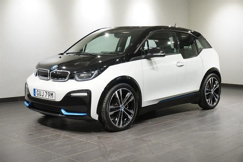 Vit Begagnad 2021 BMW i3 Comfort Edition Halvkombi | 199 900 kr (Marknadspris) - Bild 1/4