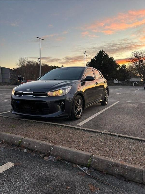 Begagnad 2020 Kia Rio GT-Line Halvkombi | 157 000 kr (Bra pris) - Bild 1/4