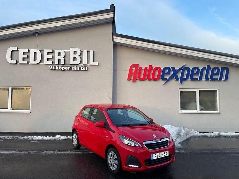 Röd Begagnad 2017 Peugeot 108 Halvkombi | 89 000 kr (Marknadspris) - Bild 1/4