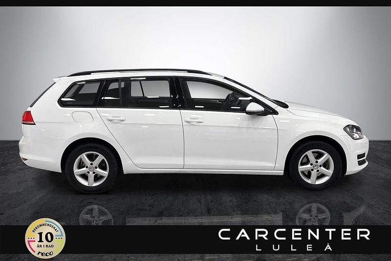 Begagnad VW Golf VII 110 HK (80 kW) 2016 Vit Kombi