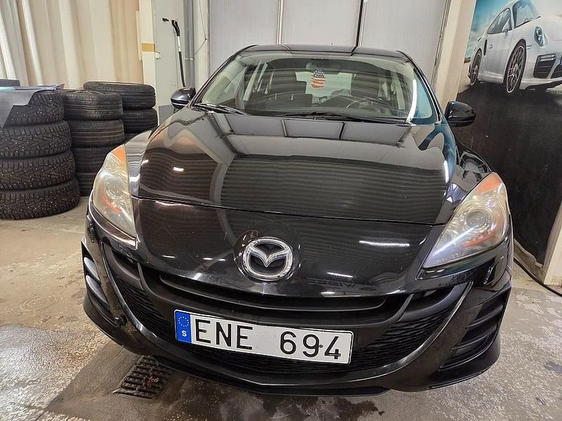 Begagnad Mazda 3 Inclusive 151 HK (111 kW) 2009 Svart Halvkombi
