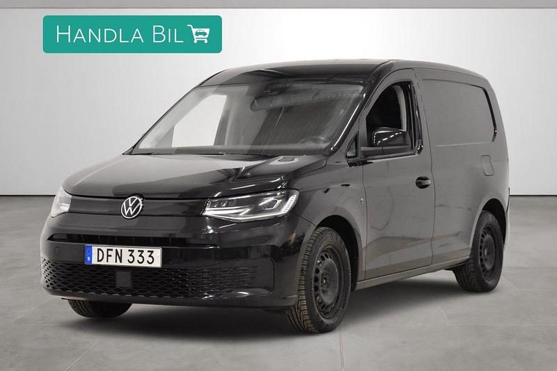 Svart Begagnad 2021 VW Caddy Minibuss | 179 900 kr (Marknadspris) - Bild 1/4