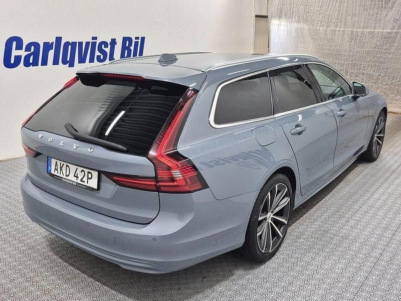 Begagnad Volvo V90 197 HK (144 kW) 2021 Thunder grey metallic Kombi