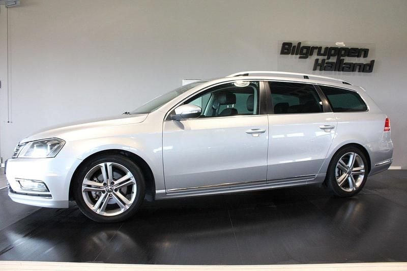 Silver Begagnad 2013 VW Passat GT Kombi | 99 900 kr (Lite dyr) - Bild 1/3