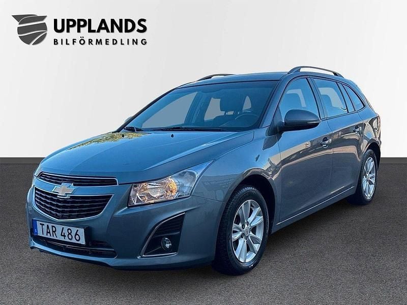 Grå Begagnad 2014 Chevrolet Cruze Kombi | 49 900 kr (Dyr) - Bild 1/4