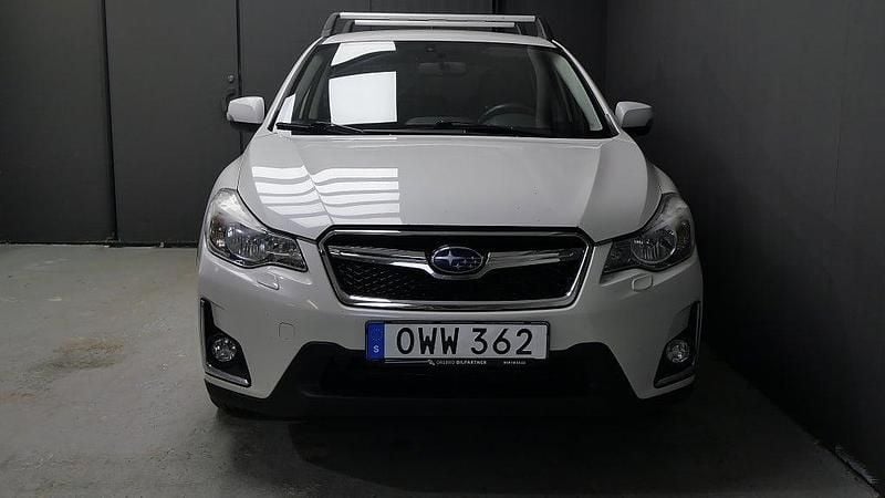 Begagnad Subaru XV 150 HK (110 kW) 2015 Vit SUV