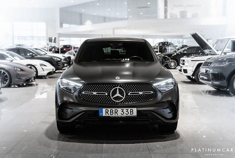 Begagnad Mercedes GLC300 AMG 269 HK (197 kW) 2024 Grå Sportkupé