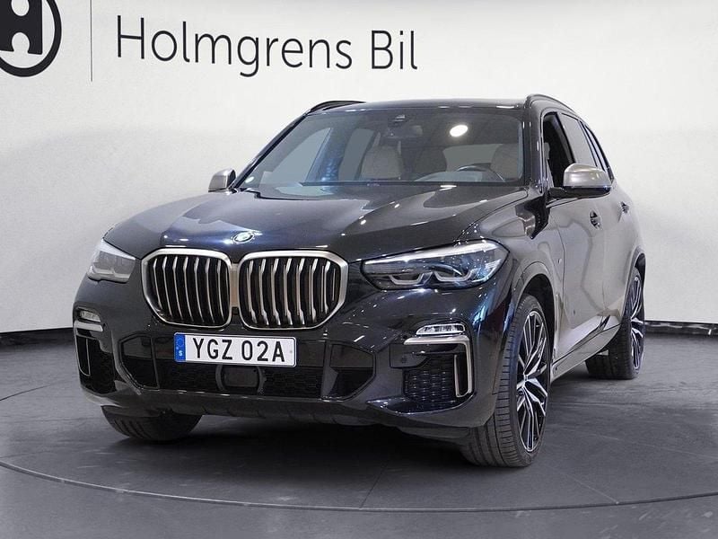 Svart Begagnad 2020 BMW X5 SUV | 899 900 kr - Bild 1/4