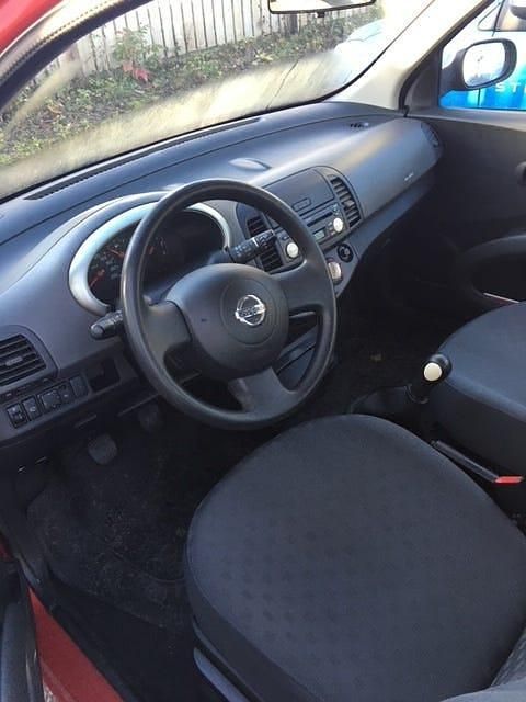 Begagnad Nissan Micra 65 HK (47 kW) 2005