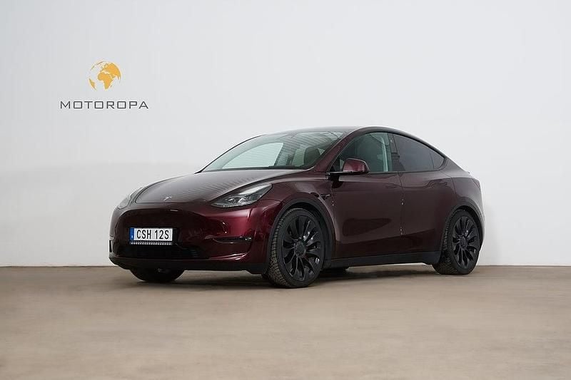 Begagnad Tesla Model Y Performance 392 kW (534 HK) 2023 Röd SUV