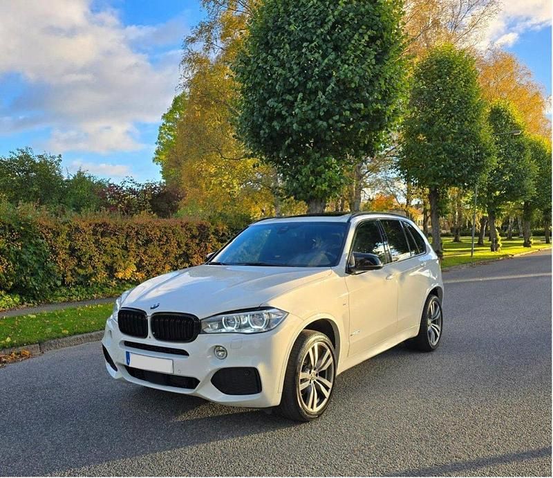 Vit Begagnad 2017 BMW X5 M Sport SUV | 355 000 kr (Bra pris) - Bild 1/4