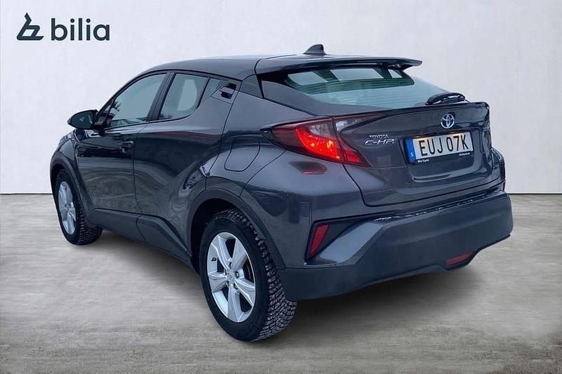 Begagnad Toyota C-HR Edition 124 HK (91 kW) 2022 Grå SUV