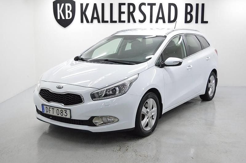 Begagnad Kia Ceed Sportswagon Comfort 135 HK (99 kW) 2014 Vit Kombi