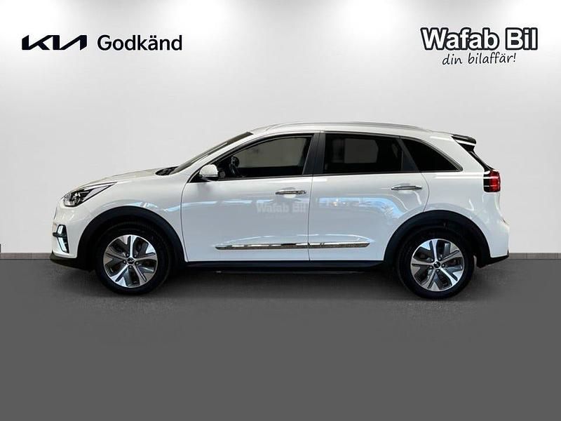 Begagnad Kia e-Niro Advance 150 kW (204 HK) 2021 Vit (clear white ) SUV