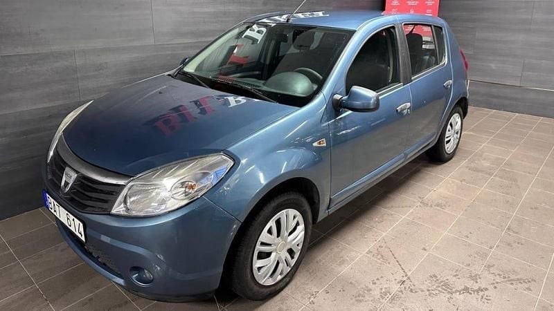 Begagnad 2009 Dacia Sandero Halvkombi | 26 900 kr (Marknadspris) - Bild 1/4
