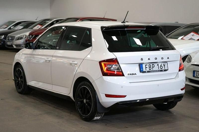 Begagnad Skoda Fabia Monte Carlo 95 HK (69 kW) 2021 Vit Halvkombi