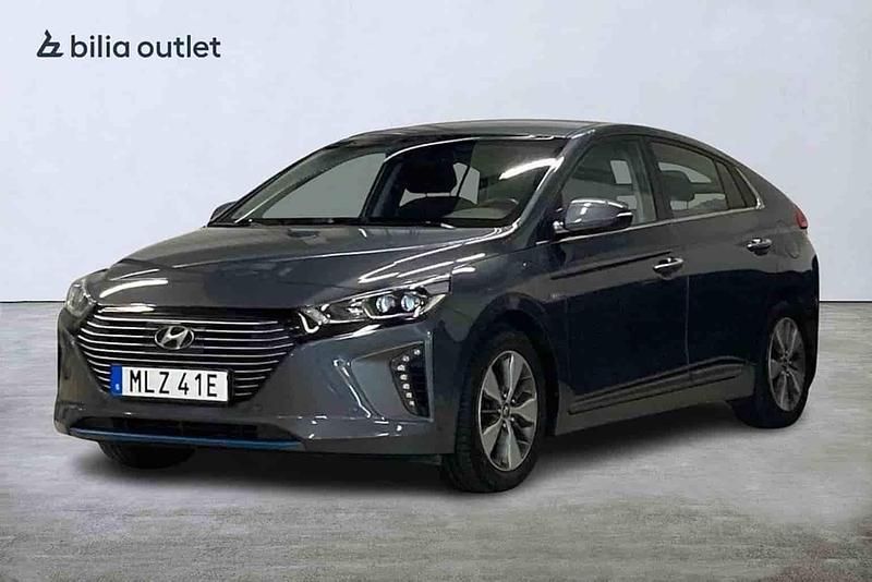 Grå Begagnad 2019 Hyundai Ioniq Sedan | 179 900 kr - Bild 1/1